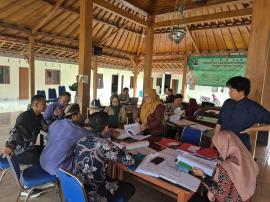 Dilaksanakan monitoring dan evaluasi (monev) pengelolaan keuangan Kalurahan Karangawen tahun 2025